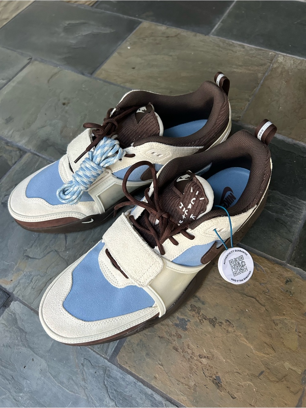 Nike Zoom Field Jaxx
Pale Ivory and Leche Blue